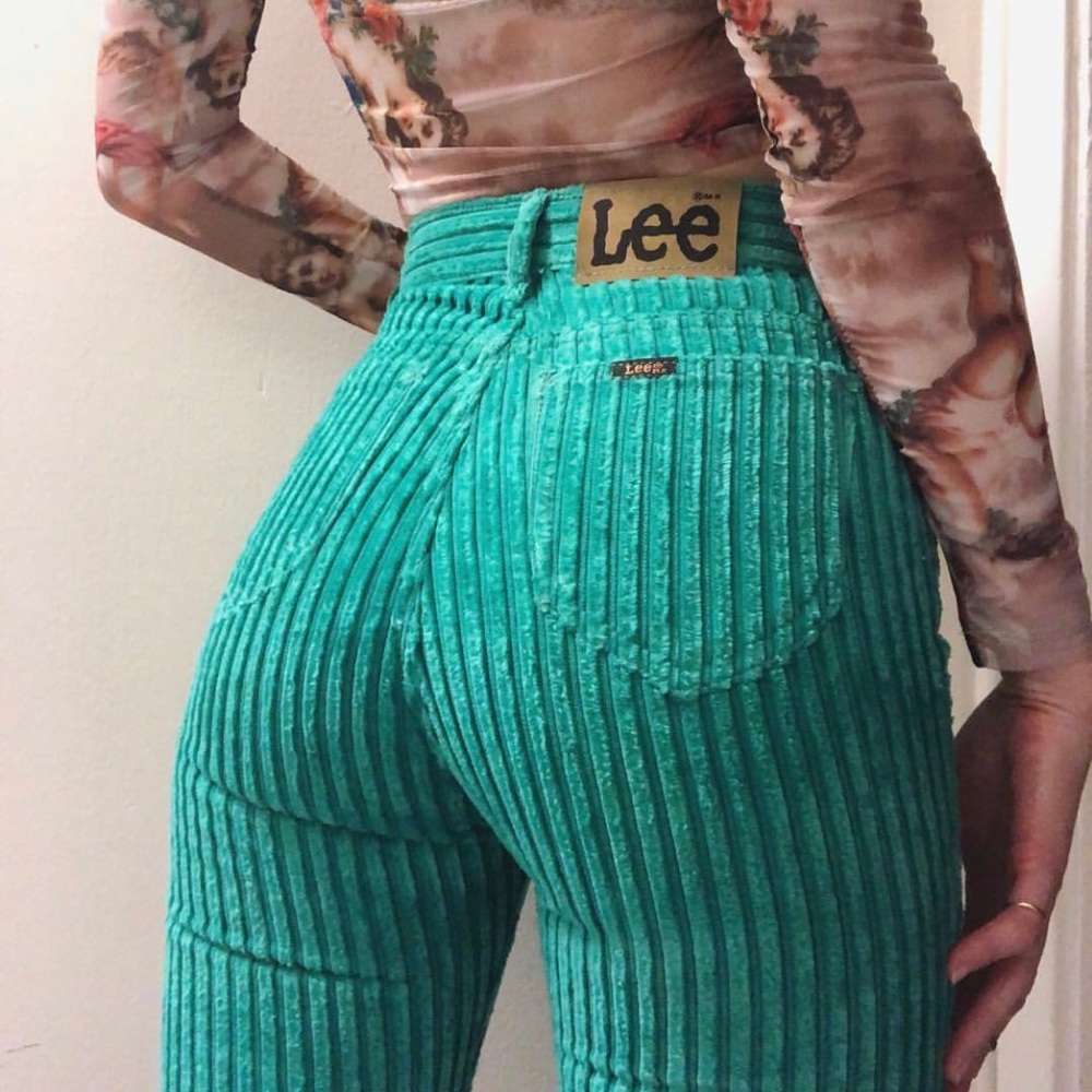 SOLD OUT - Picture 1 of 8